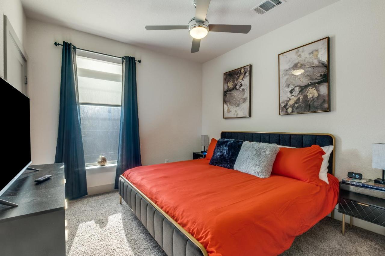 Radiant Condo On The Riverwalk 1325 San Antonio Buitenkant foto