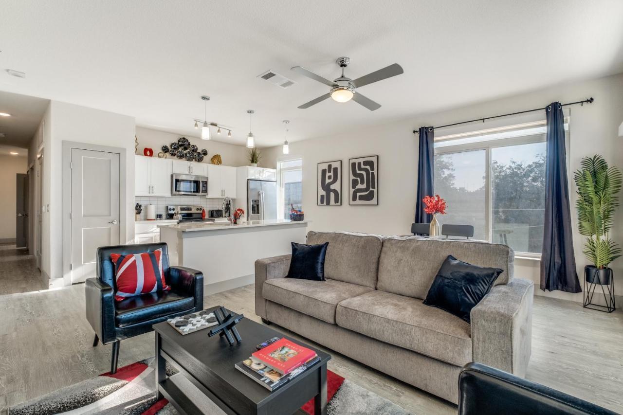 Radiant Condo On The Riverwalk 1325 San Antonio Buitenkant foto