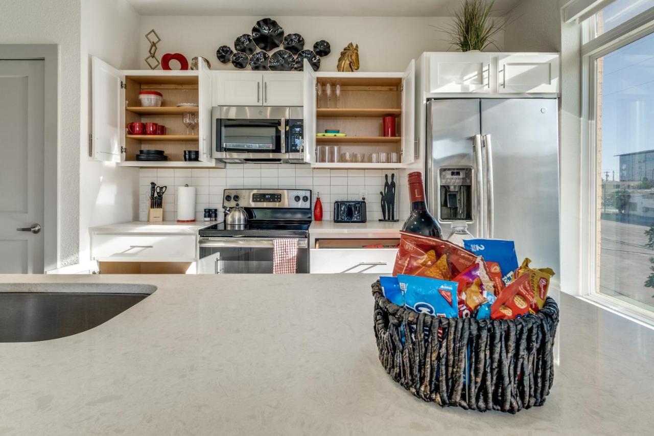 Radiant Condo On The Riverwalk 1325 San Antonio Buitenkant foto